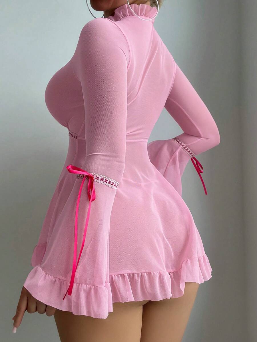 Robe de lingerie sexy à manches longues avec volants rétro