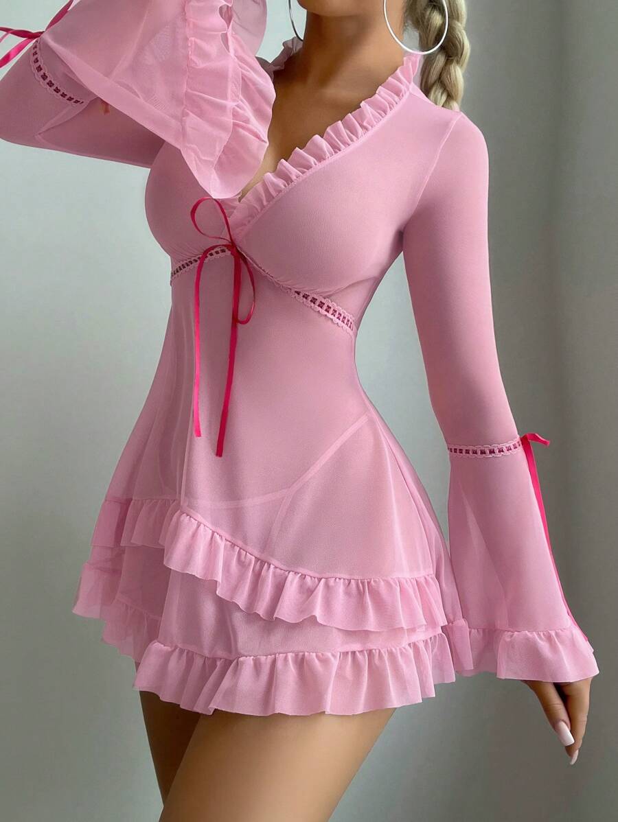 Robe de lingerie sexy à manches longues avec volants rétro