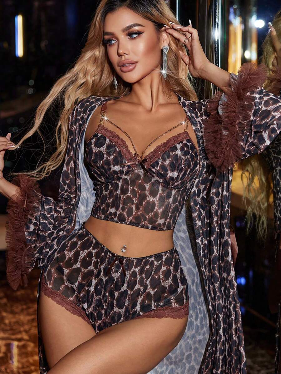 SilkySpell 3 pièces Ensemble de vêtements de nuit pour femme : Débardeur à imprimé léopard avec décoration de chaîne, short et robe de chambre à manches longues