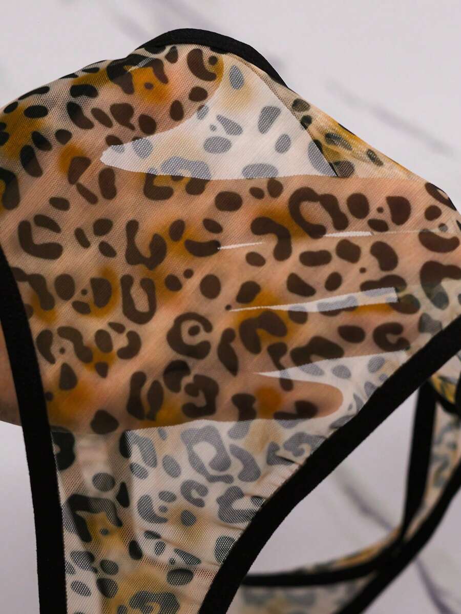 Nuisette léopard sexy en maille avec dos nu et liens pour sortir