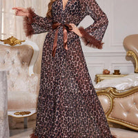 Robe transparente oversize avec imprimé léopard et bordure fleurie brodée