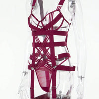 SpicyHot Ensemble de 4 pièces sexy pour femmes avec soutien-gorge à armatures, string, jarretelles. Design sexy, créatif, et romantique pour sortir