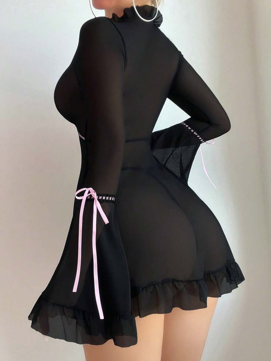 Robe de lingerie sexy à manches longues avec volants rétro
