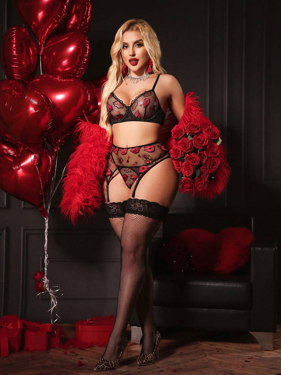 Opulent Queen Ensemble de lingerie avec broderie sur les lèvres