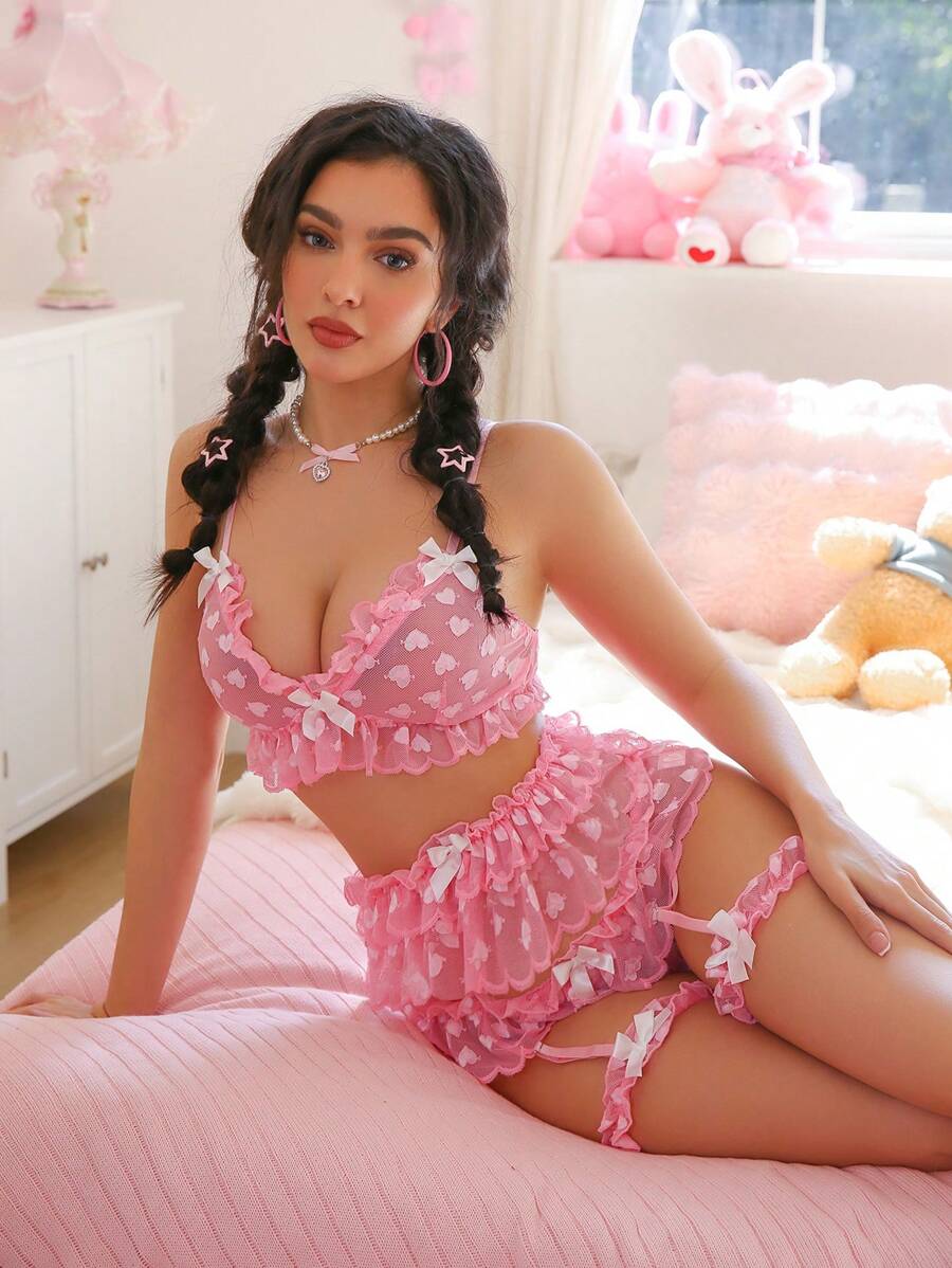 PetitDoll 4 pièces Ensemble de lingerie sexy pour femmes avec dentelle en forme de cœur, patchwork et volants pour la Saint-Valentin