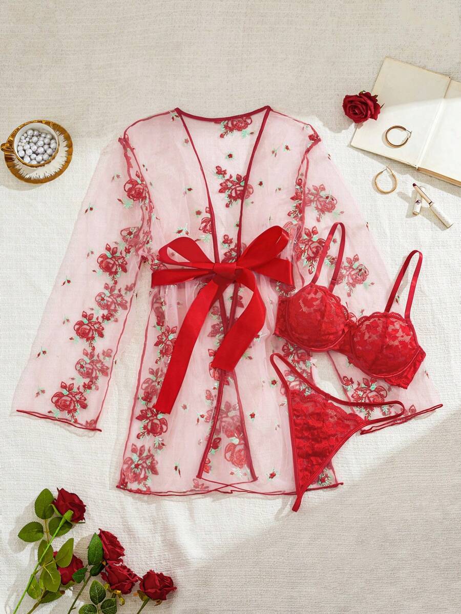 4 pièces Set: Robe en mousseline de soie à broderie florale + Soutien-gorge à armature en dentelle + Culotte tanga + Ceinture de taille