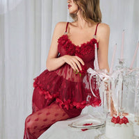 Ensemble de pyjama avec un débardeur avec insert en maille en forme de cœur sexy