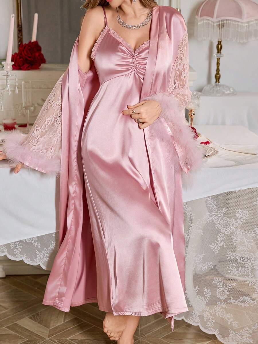 LuxeNights Ensemble de robe de chambre et nuisette en satin avec empiècements en dentelle