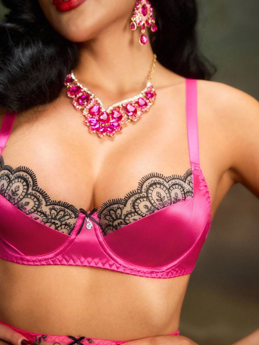 PinupGlam Ensemble de lingerie sexy avec armatures brodées