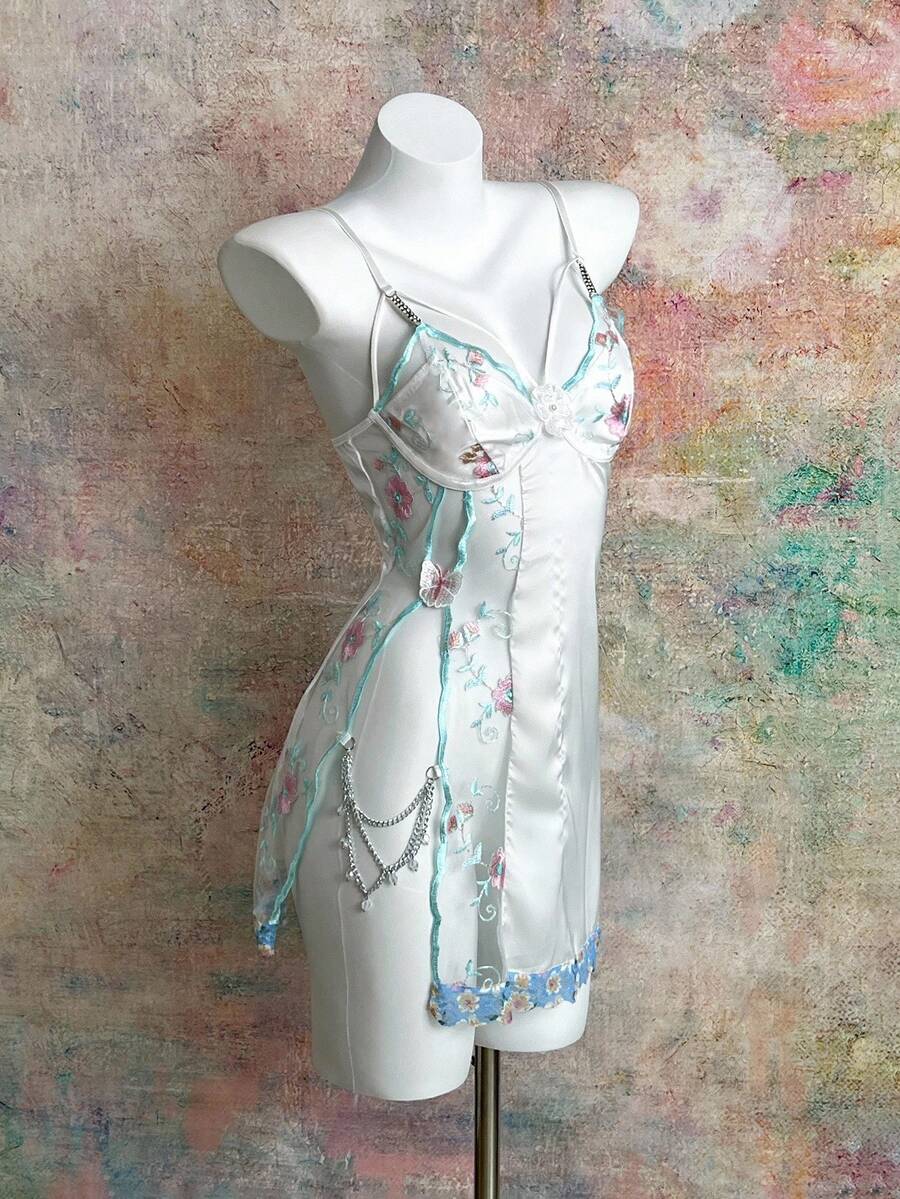 FloralLove 2 pièces Ensemble de robe de chambre en satin et de nuisette en dentelle florale romantique avec boutons décoratifs en faux perles. Ensemble de lingerie nuptiale, vêtements d'automne