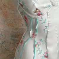 FloralLove 2 pièces Ensemble de robe de chambre en satin et de nuisette en dentelle florale romantique avec boutons décoratifs en faux perles. Ensemble de lingerie nuptiale, vêtements d'automne